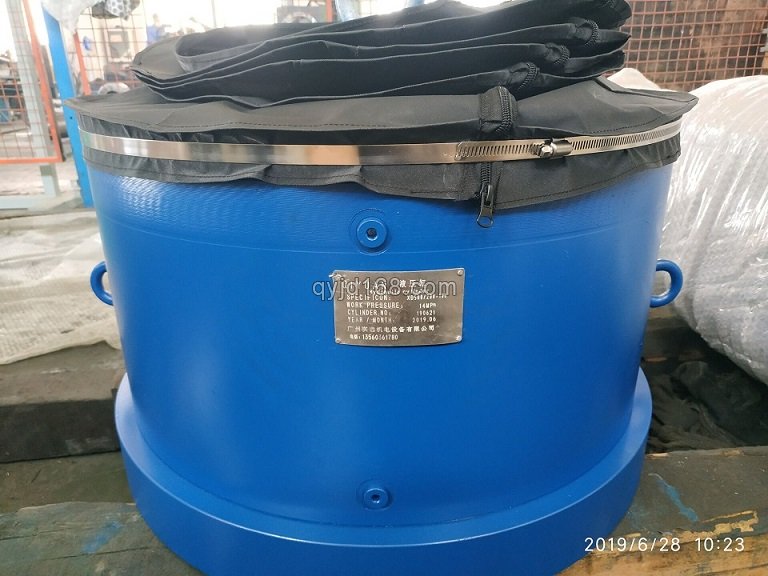 国产辊压机液压缸